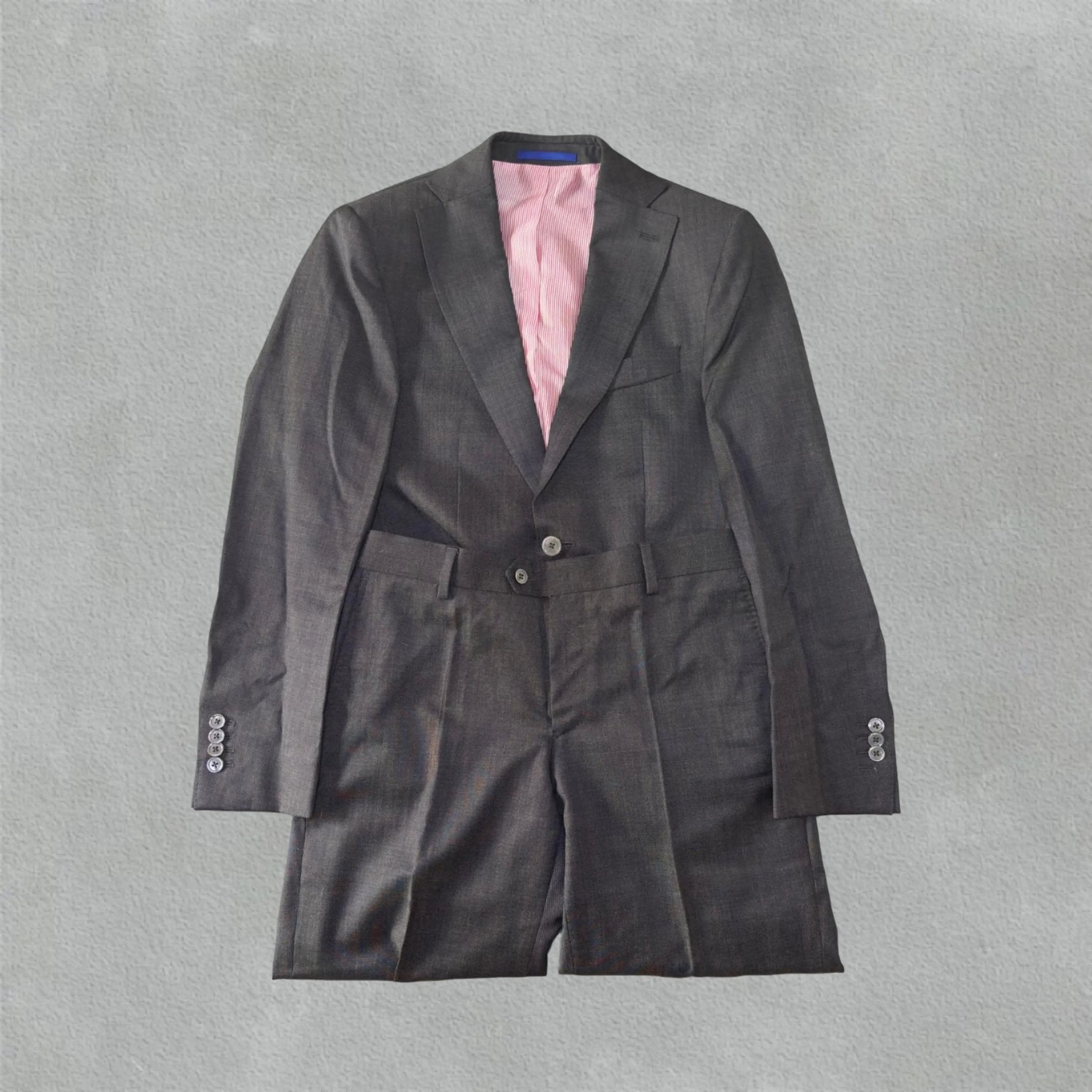 Grey Suitsupply Suit - S - New, Never Worn - Revaleur