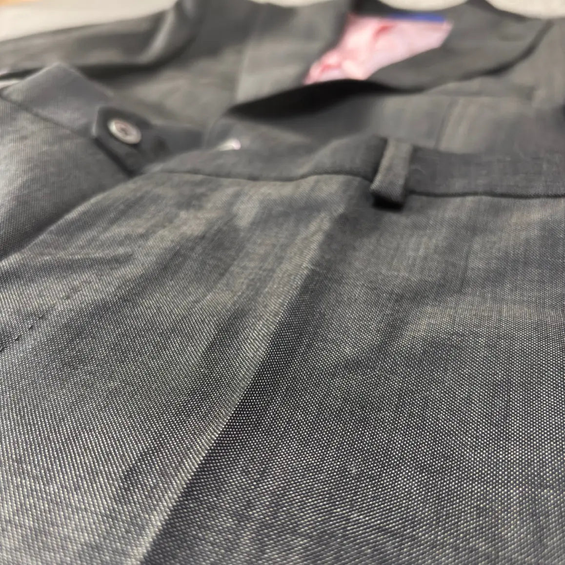 Grey Suitsupply Suit - S - New, Never Worn - Revaleur