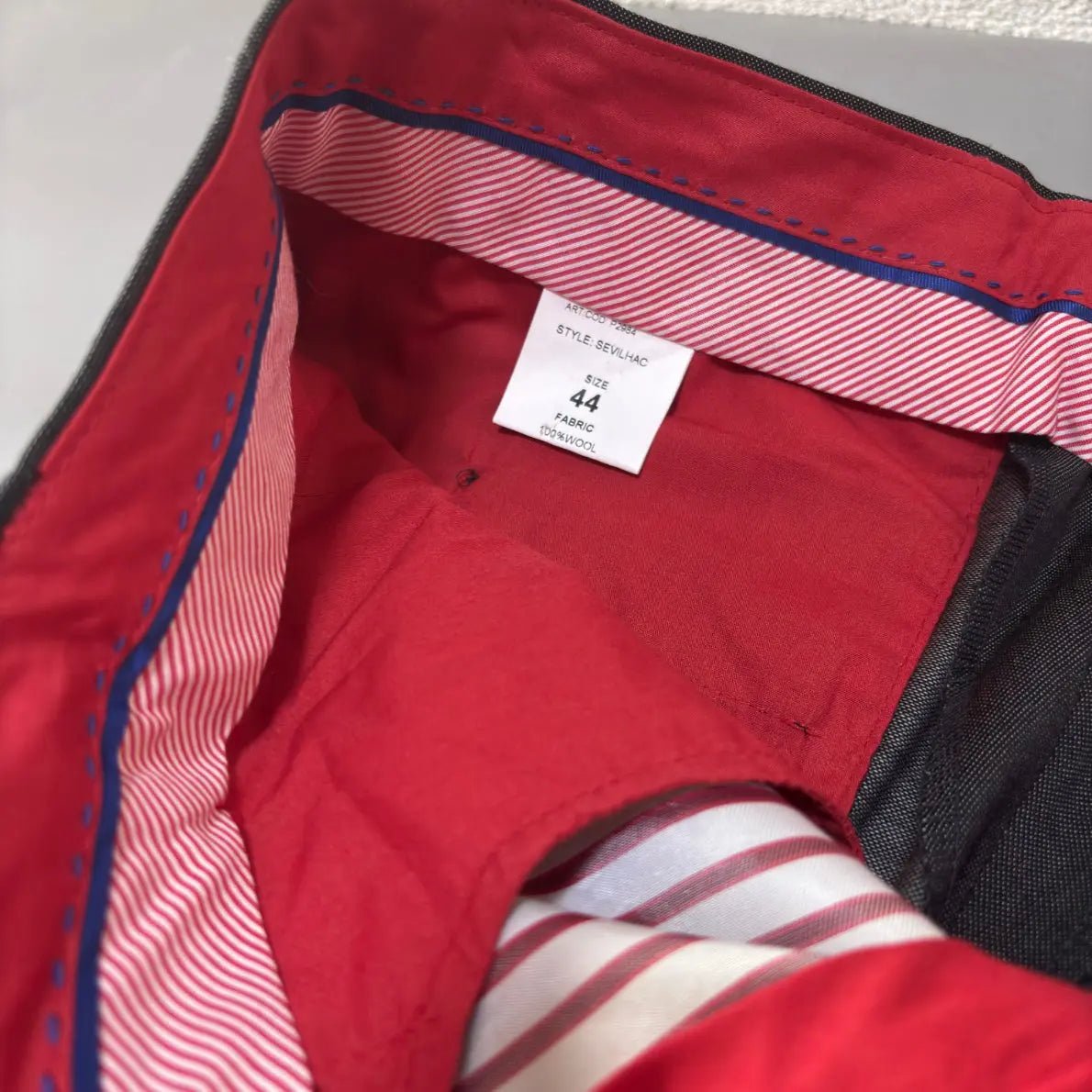 Grey Suitsupply Suit - S - New, Never Worn - Revaleur