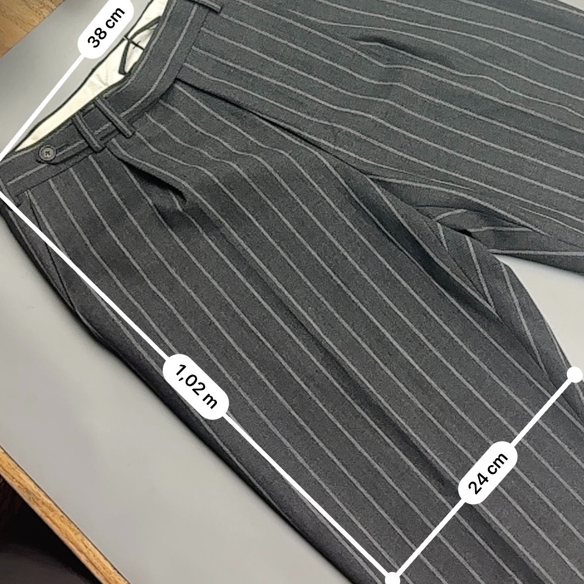 Grey Suitsupply Trousers - Men W32 - New - Revaleur