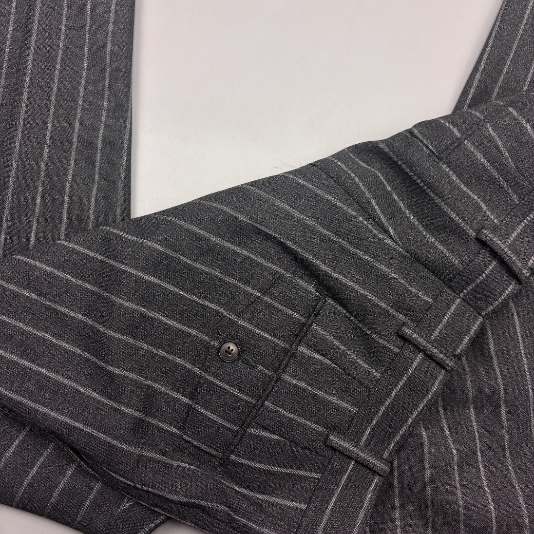 Grey Suitsupply Trousers - Men W32 - New - Revaleur