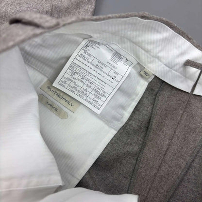 Grey Suitsupply Trousers - Men W32 - New With Tags - Revaleur