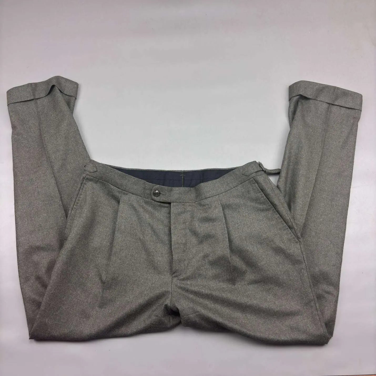 Grey Suitsupply Trousers - Men W38 - Very Good - Revaleur