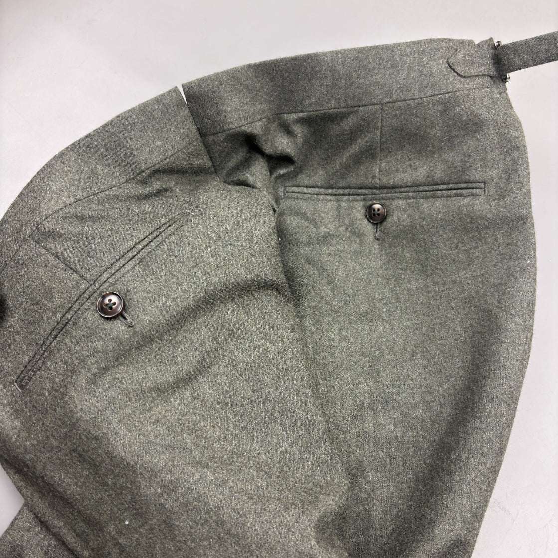 Grey Suitsupply Trousers - Men W38 - Very Good - Revaleur