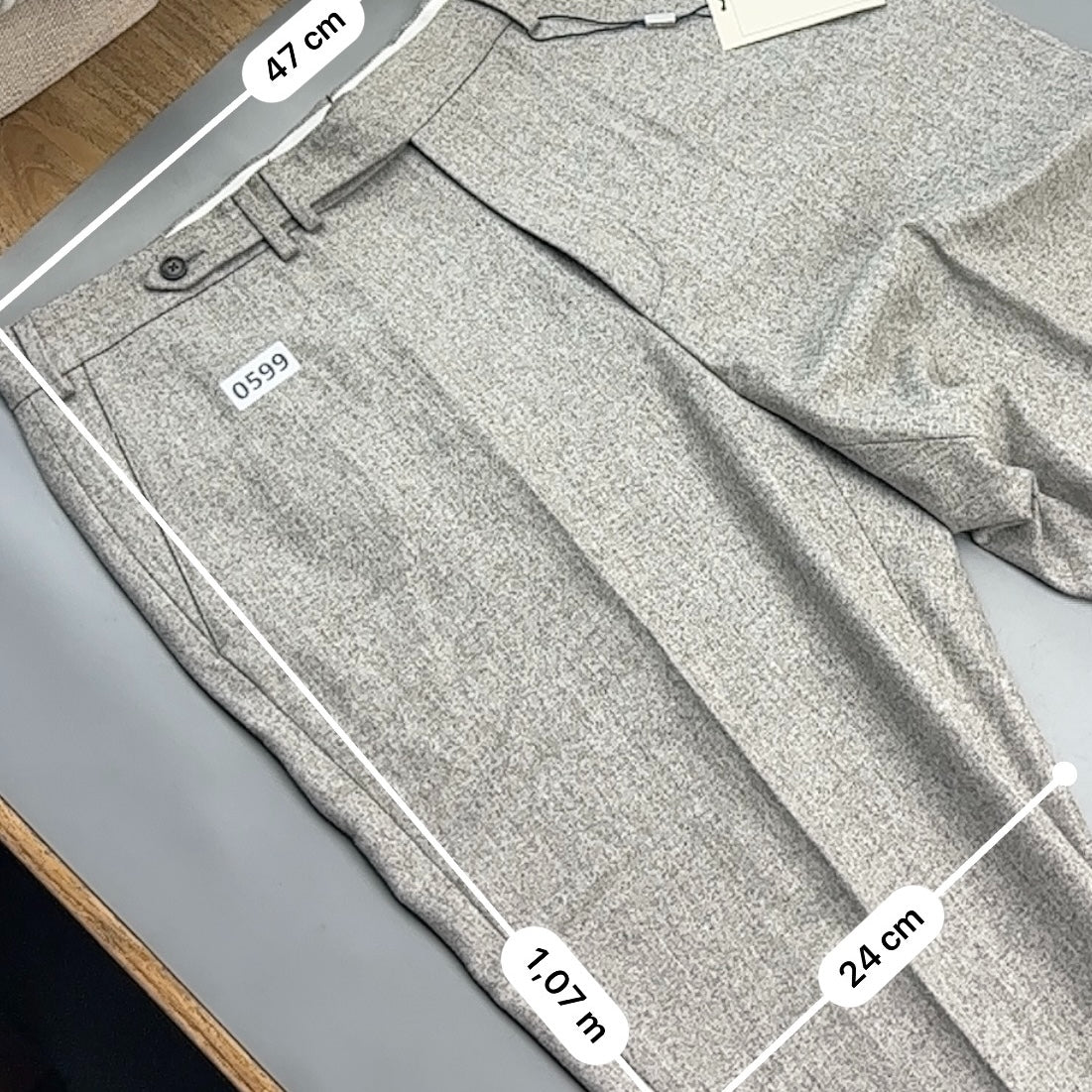 Grey Suitsupply Trousers - W40 - New With Tags - Revaleur