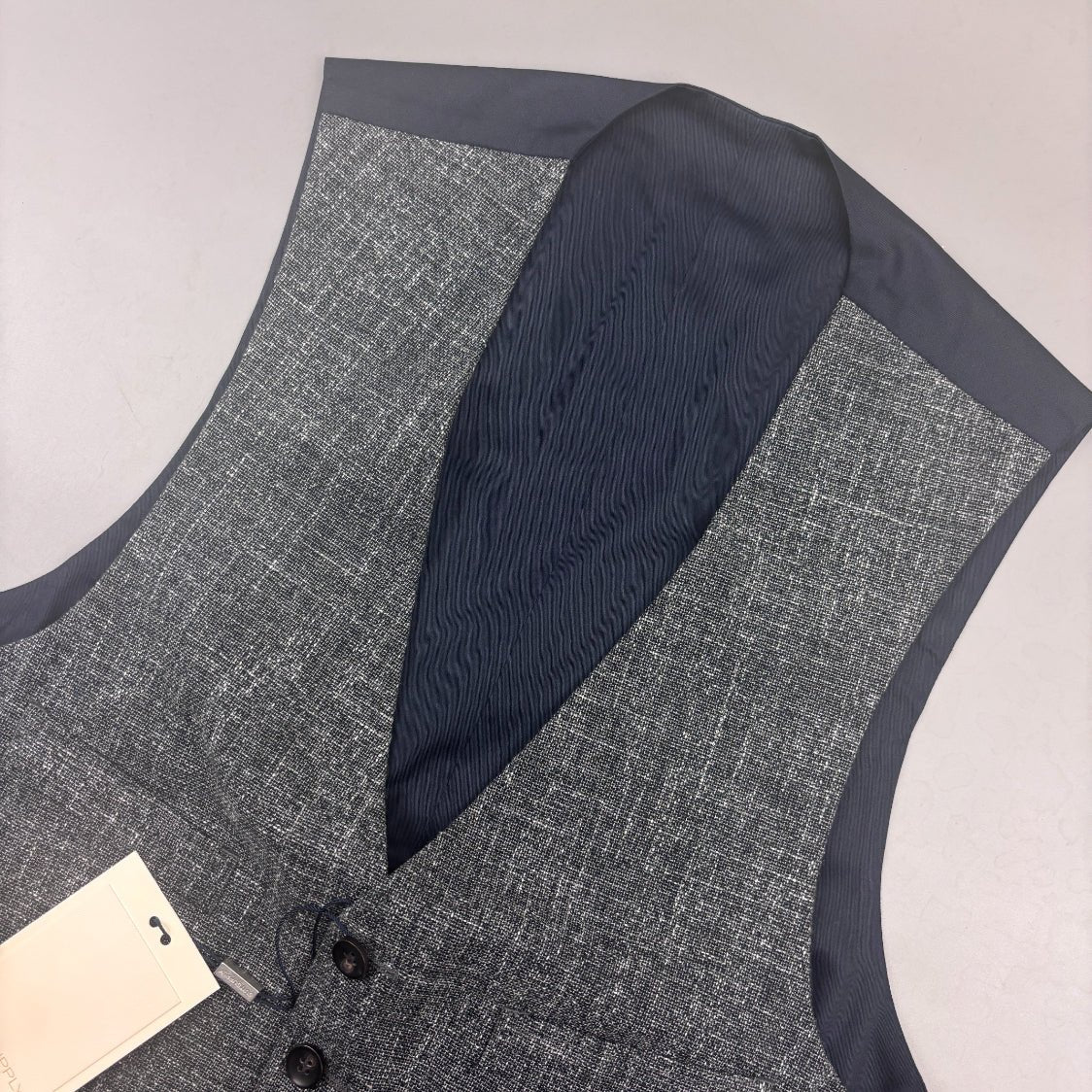 Grey Suitsupply Waistcoat (Gilet) - Men L - New With Tags - Revaleur