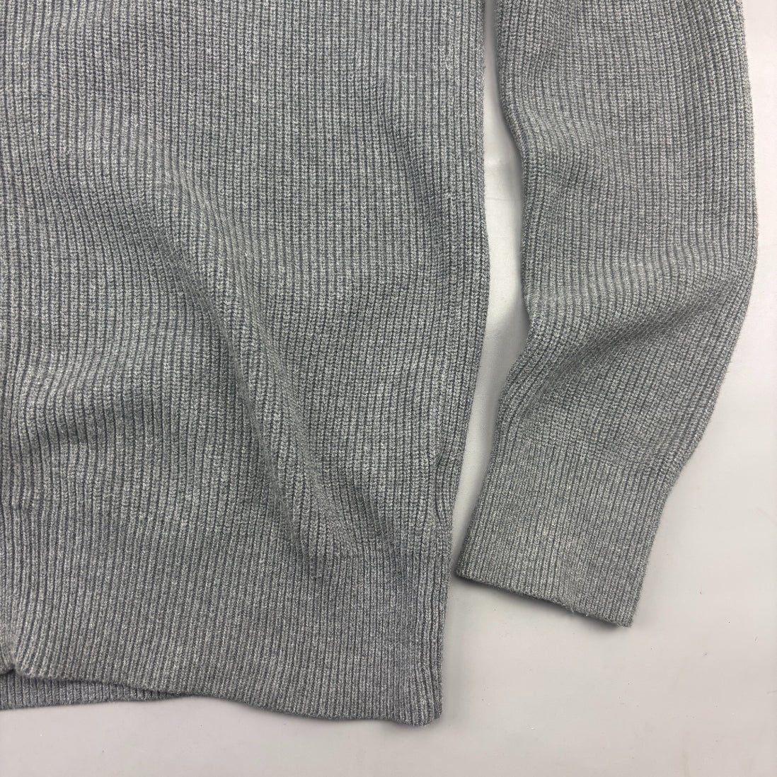 Grey Tommy Hilfiger Zip Vest - Men XS - Very Good - Revaleur