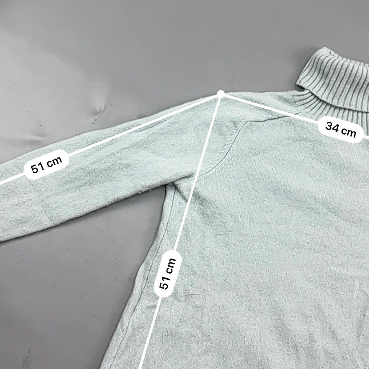 Light Blue Massimo Dutti Turtleneck - Women XS - Very Good - Revaleur