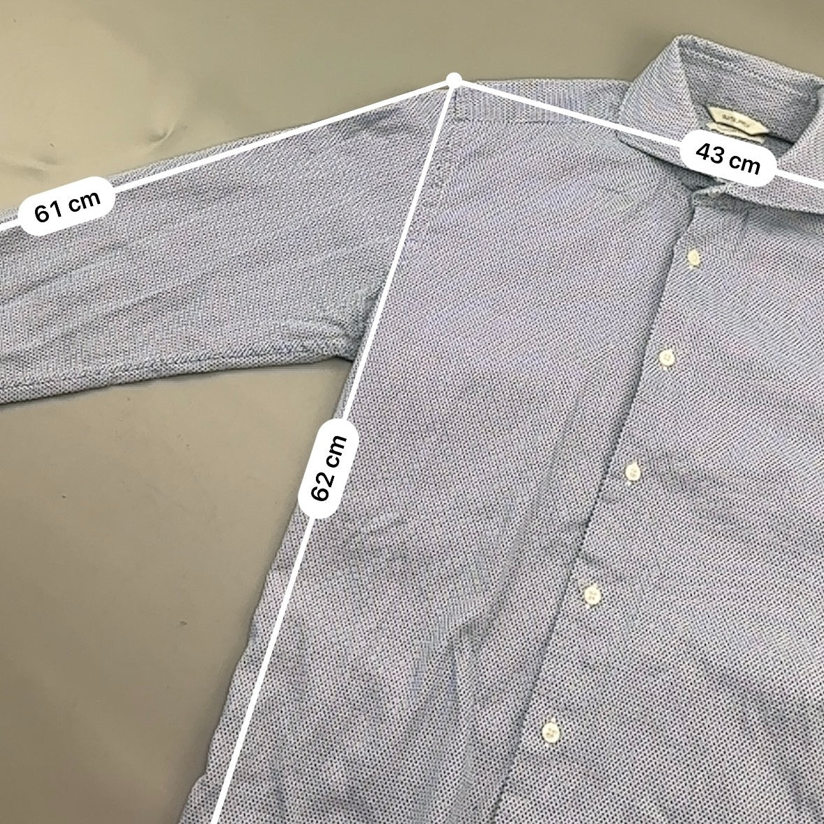 Light Blue Suitsupply Shirt - Men 38 - Very Good - Revaleur