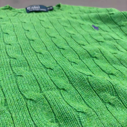 Light Green Knitted Sweater - M - Excellent Condition - Revaleur