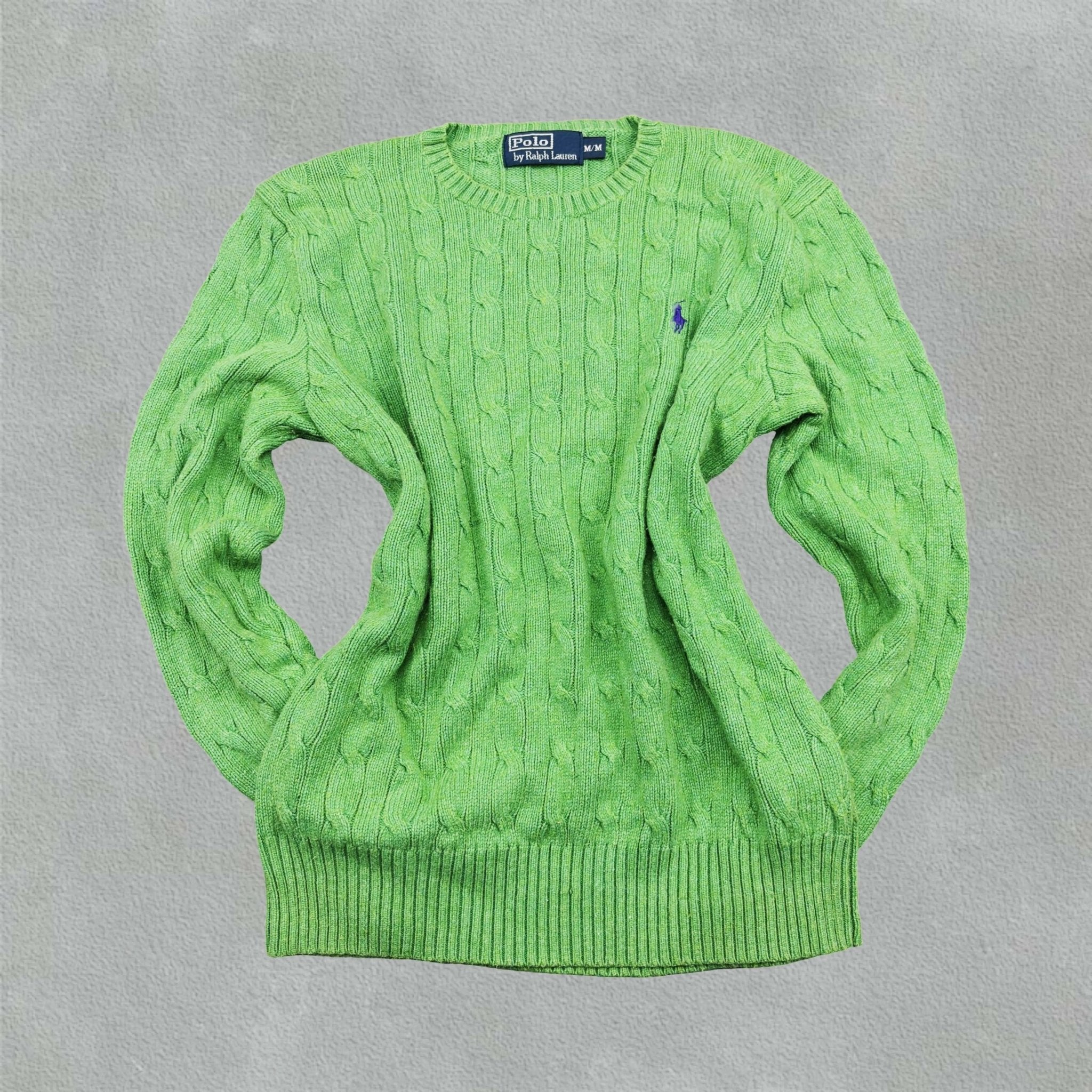 Light Green Knitted Sweater - M - Excellent Condition - Revaleur