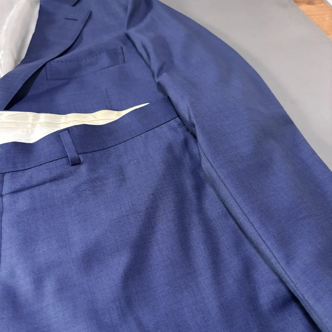 Navy Suit Suitsupply 100% Wool - 58 - Excellent Condition - Revaleur