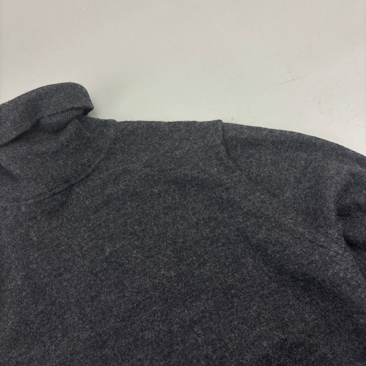 Navy Suitsupply Turtleneck - Men S - Very Good - Revaleur