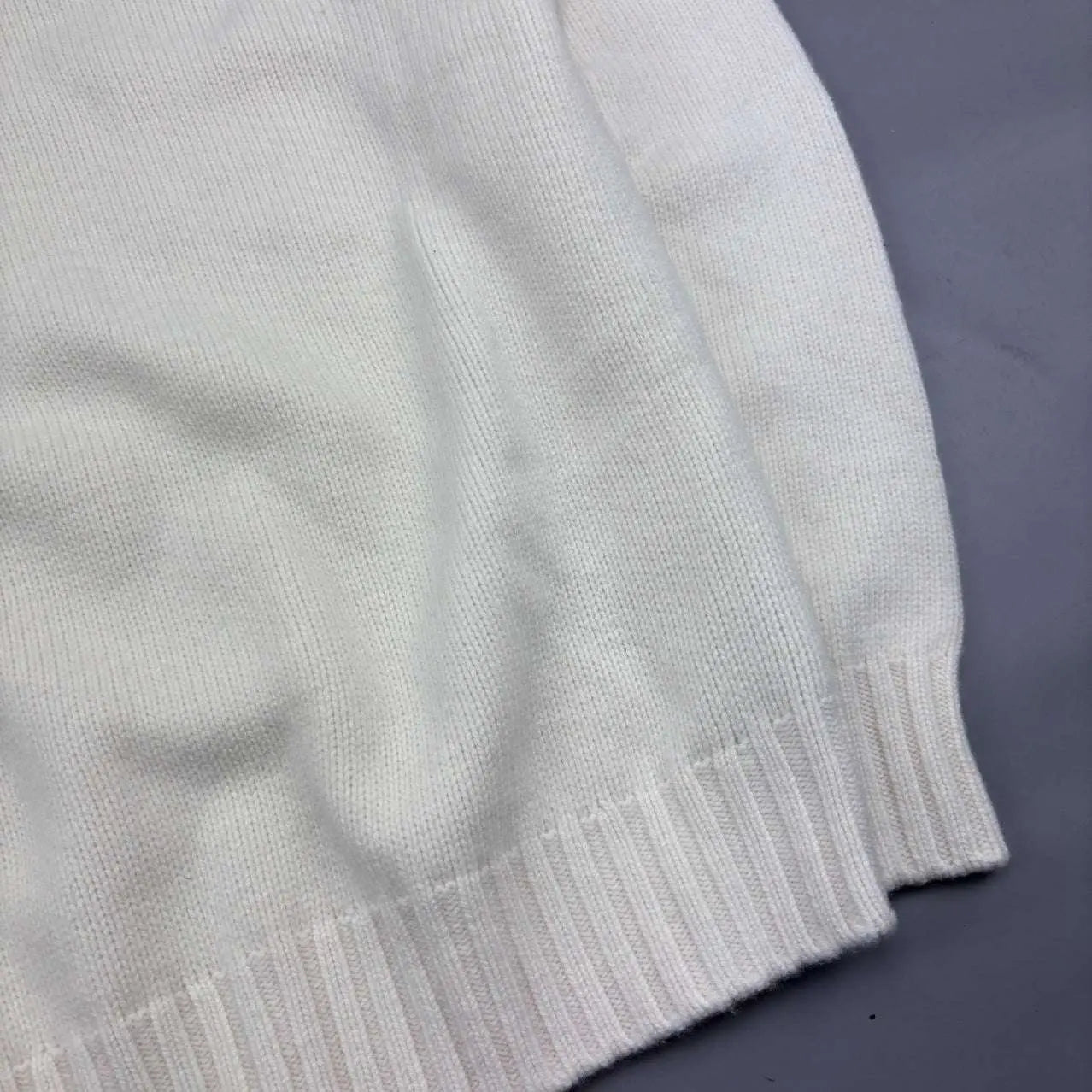 White Suitsupply Knitted Sweater - Men L - New With Tags - Revaleur