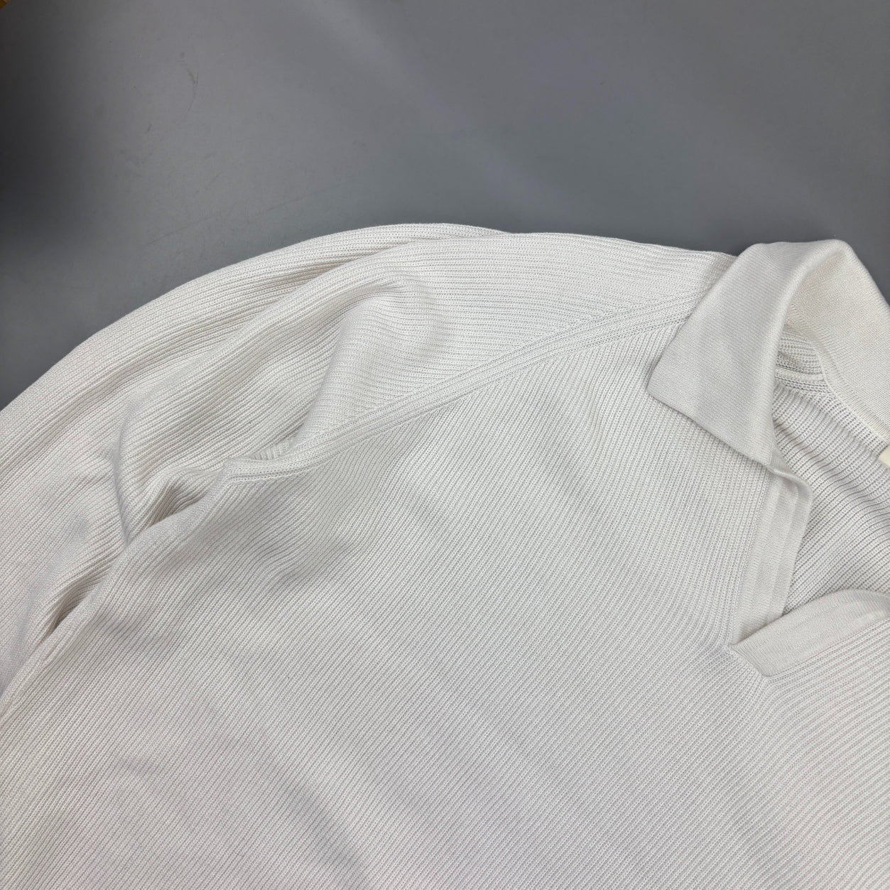 White Suitsupply Longsleeve Polo Shirt - Men XXL - Very Good - Revaleur