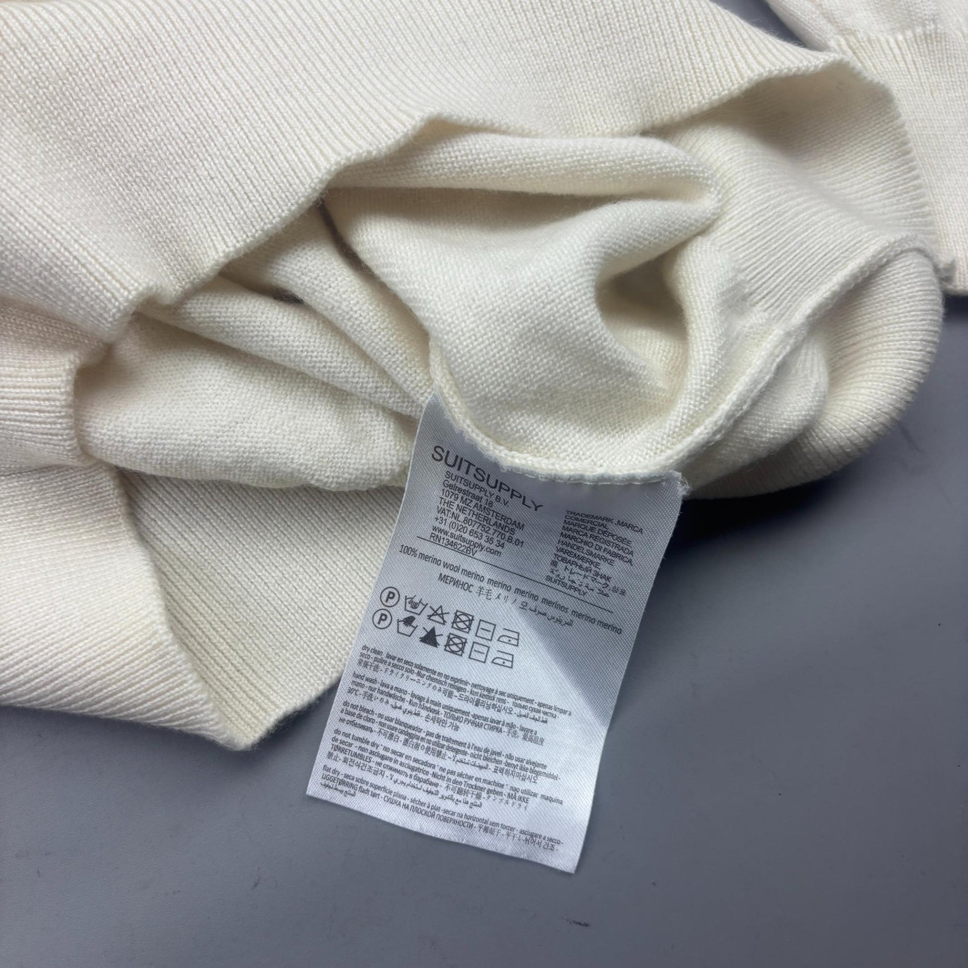 White Suitsupply Merino Wool Jumper - Men M - Very Good - Revaleur