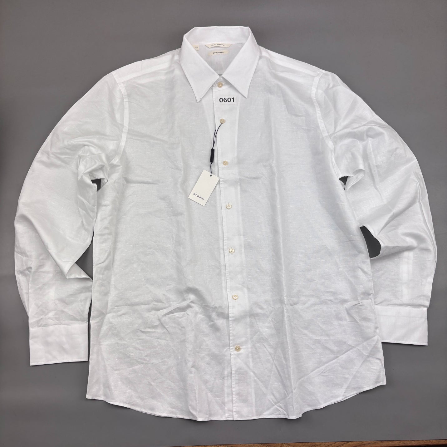 White Suitsupply Shirt - 44 - New With Tags - Revaleur