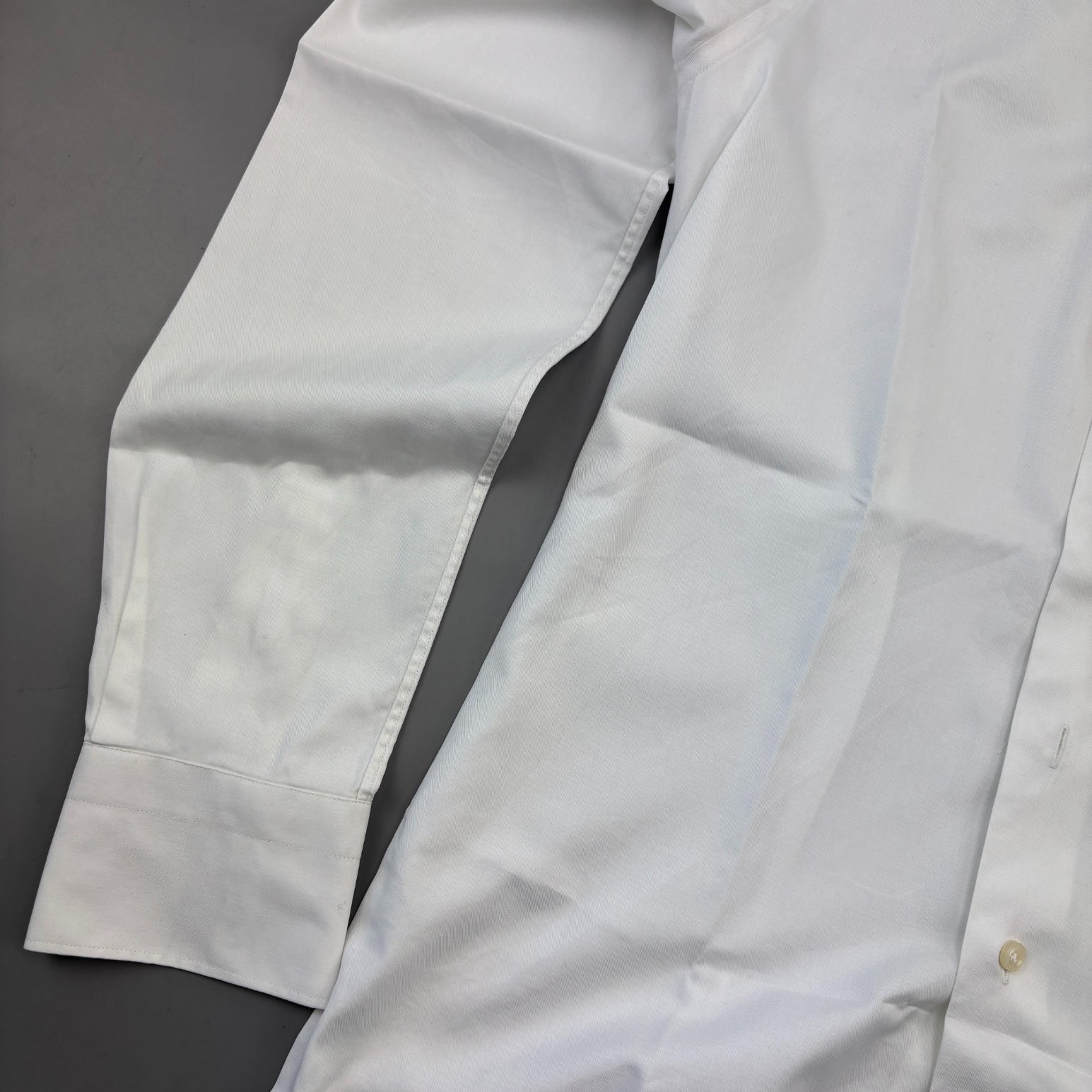 White Suitsupply Shirt - Men 38 - Very Good - Revaleur