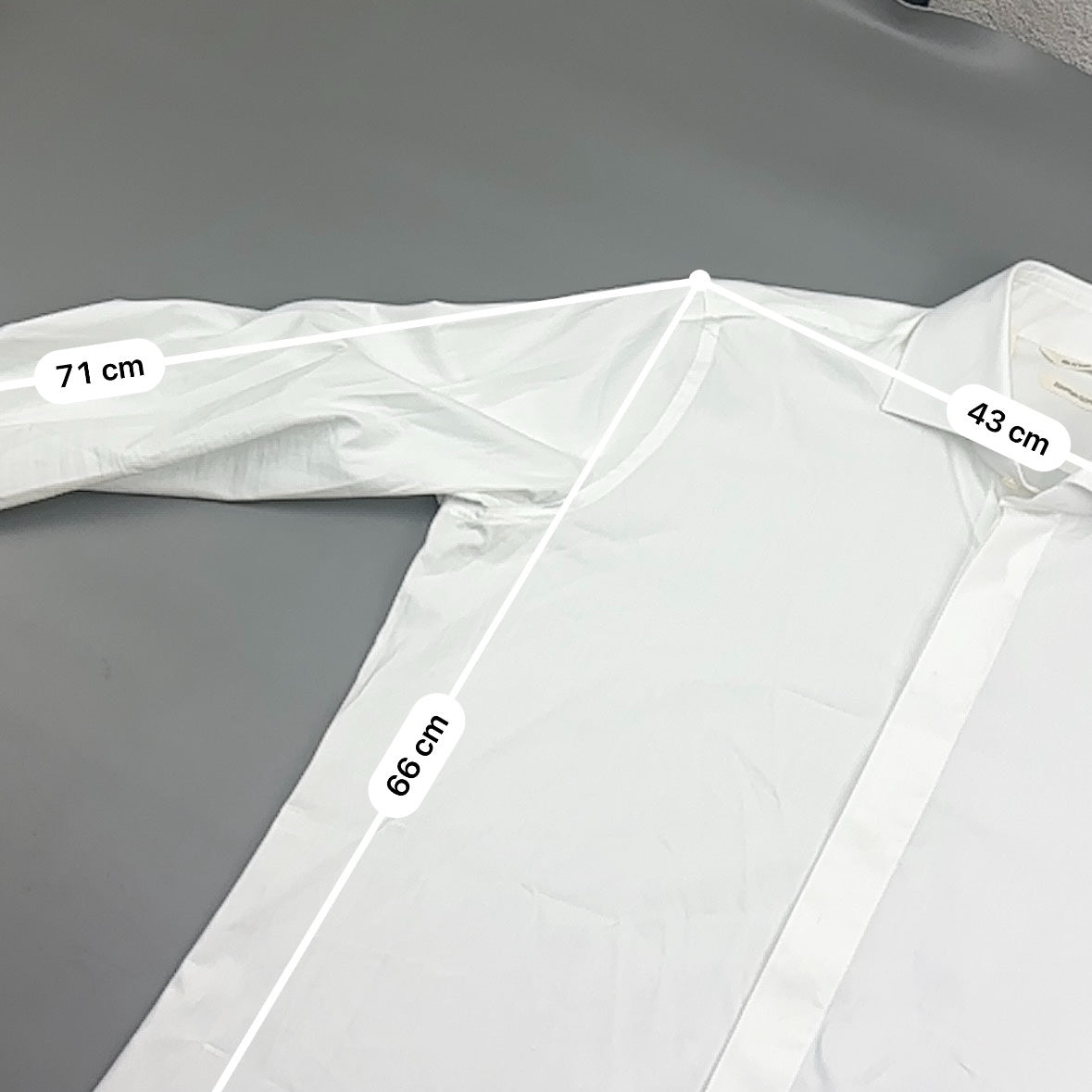 White Suitsupply Shirt - Men 40 - New - Revaleur