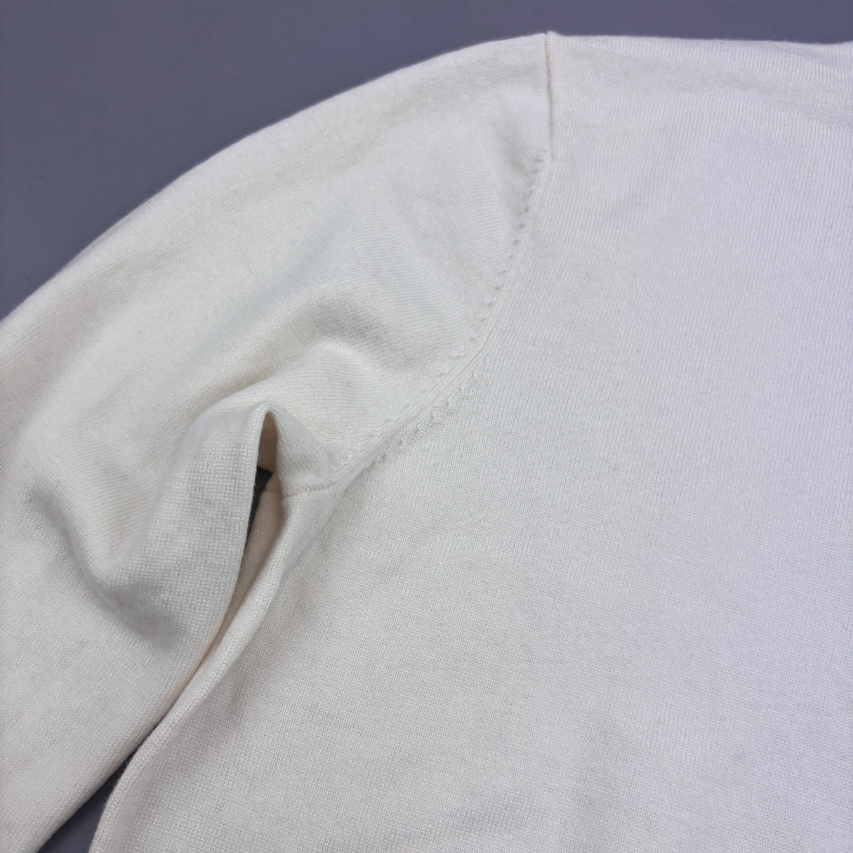 White Suitsupply Turtleneck - Men XL - New - Revaleur