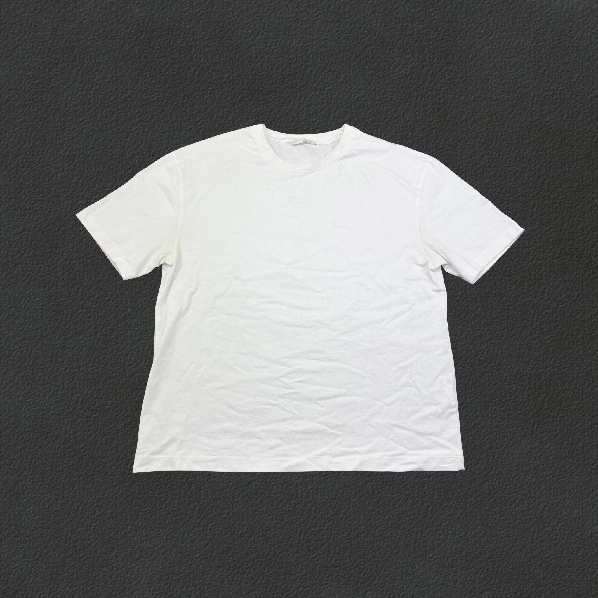 White Zara T-shirt - Men XL - Very Good - Revaleur
