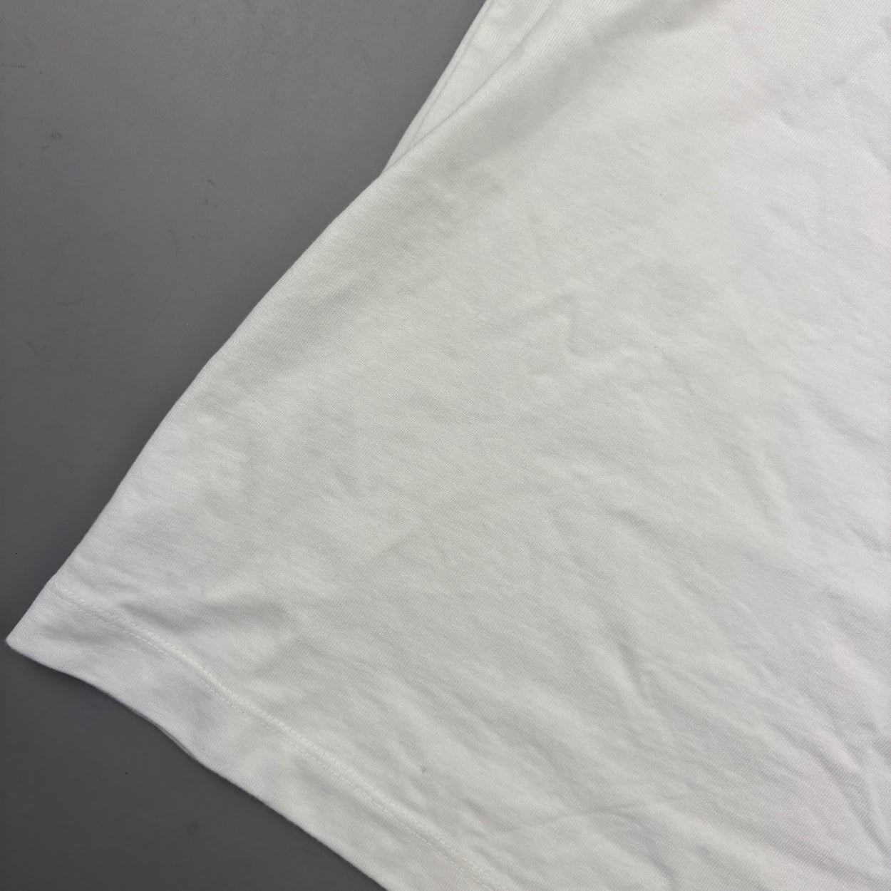 White Zara T-shirt - Men XL - Very Good - Revaleur